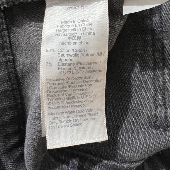 Madewell The Perfect Vintage Straight Jean in Nela Wash: Slit-Hem Edition - Picture 8 of 10